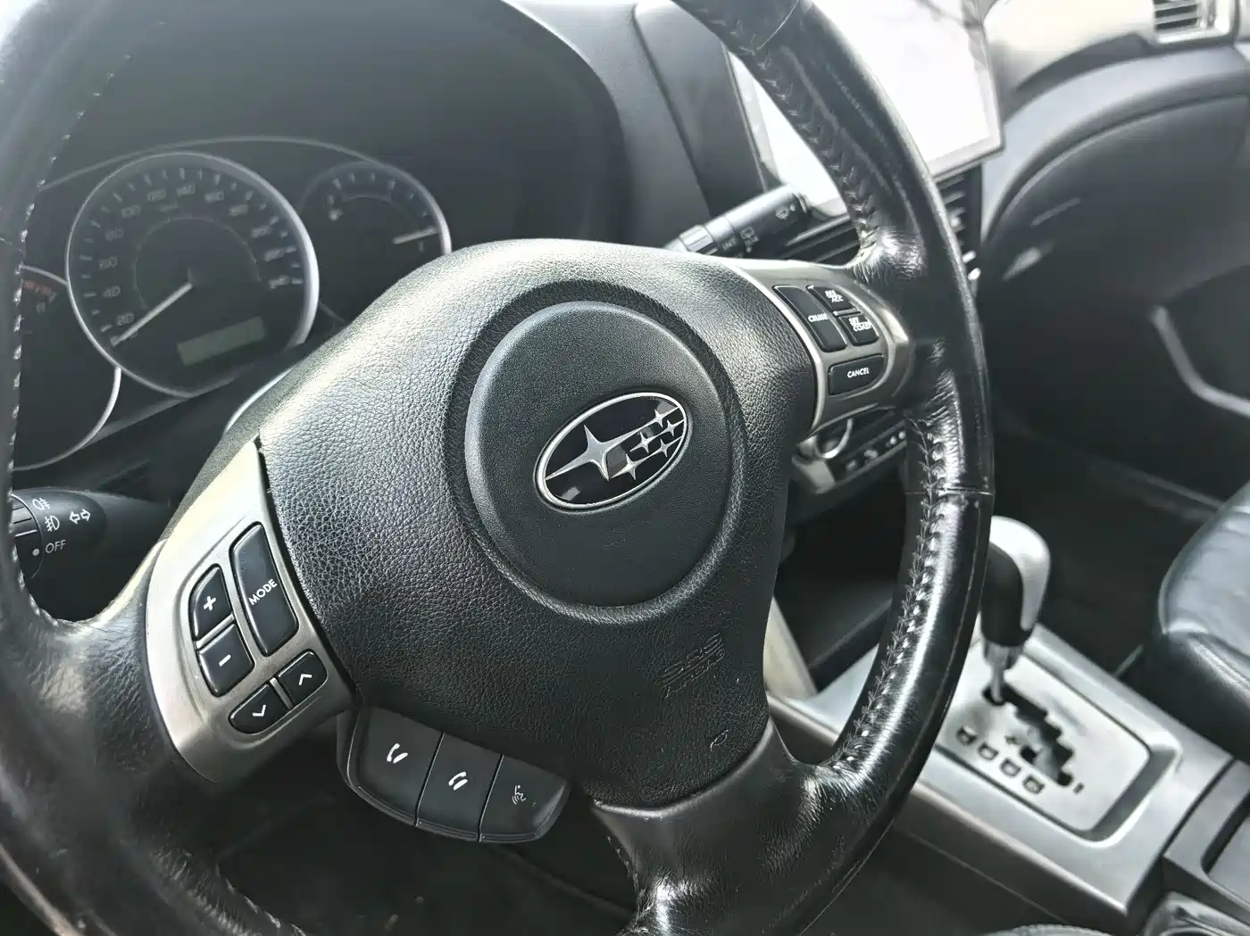 Subaru Forester 2011 2.5XS Automatic Luxury Edition фото 9