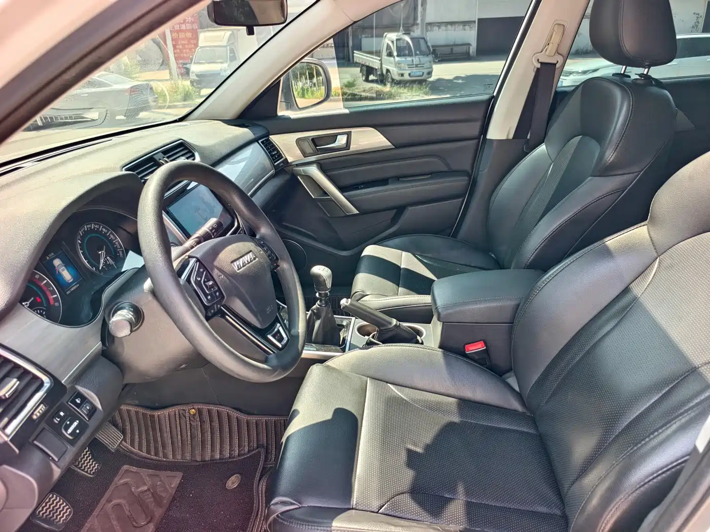 Photo 7 - Haval H2
