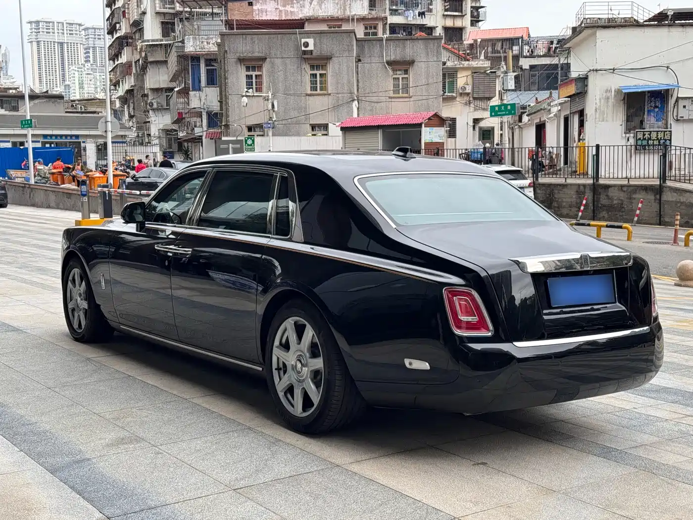 Rolls-Royce Phantom 2018 2018 6.7T Long Wheelbase Version