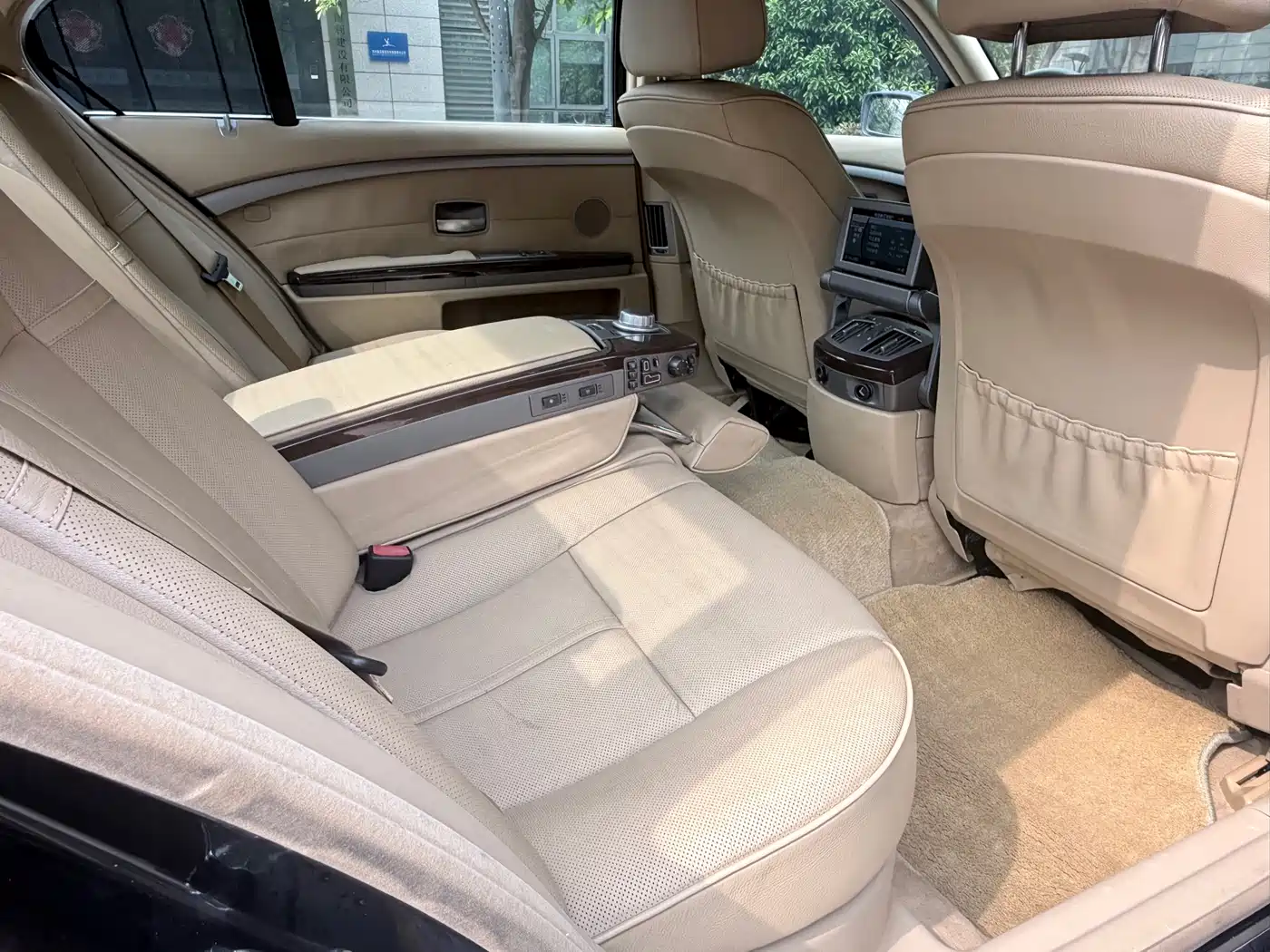 BMW 7 Series 2008 Model 730Li Leading фото 7