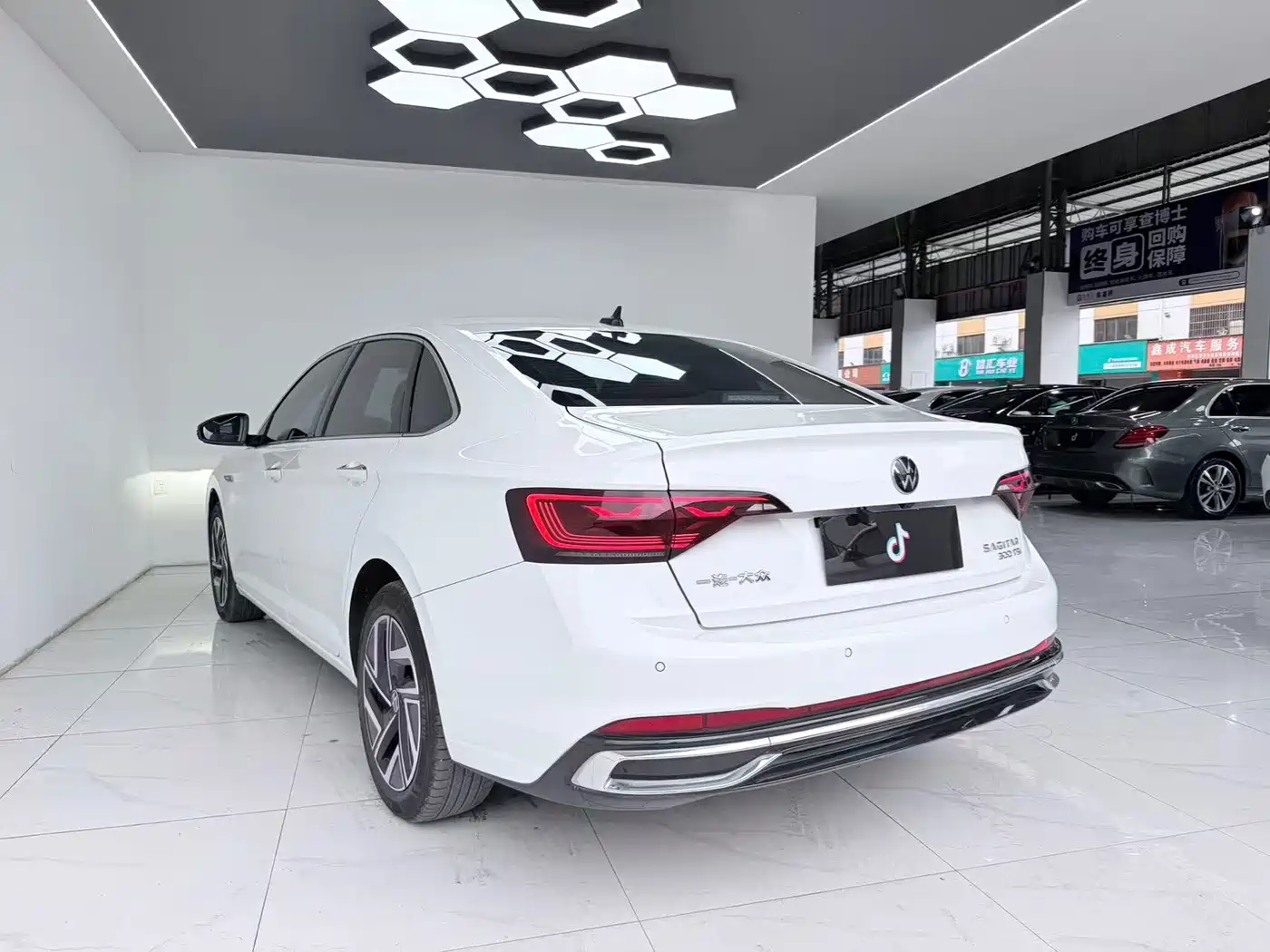 Volkswagen Sagitar, миниатюра 9