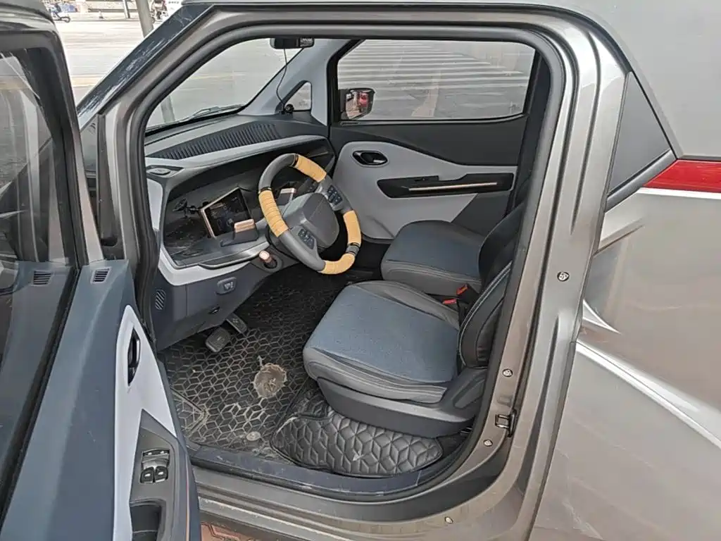 Baojun E200 2020 2020 305KM Smart Edition