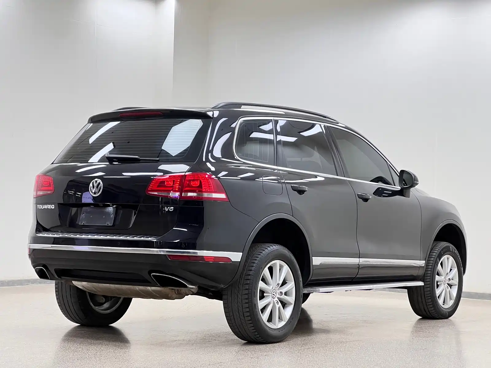 Фото 29 - Volkswagen Touareg