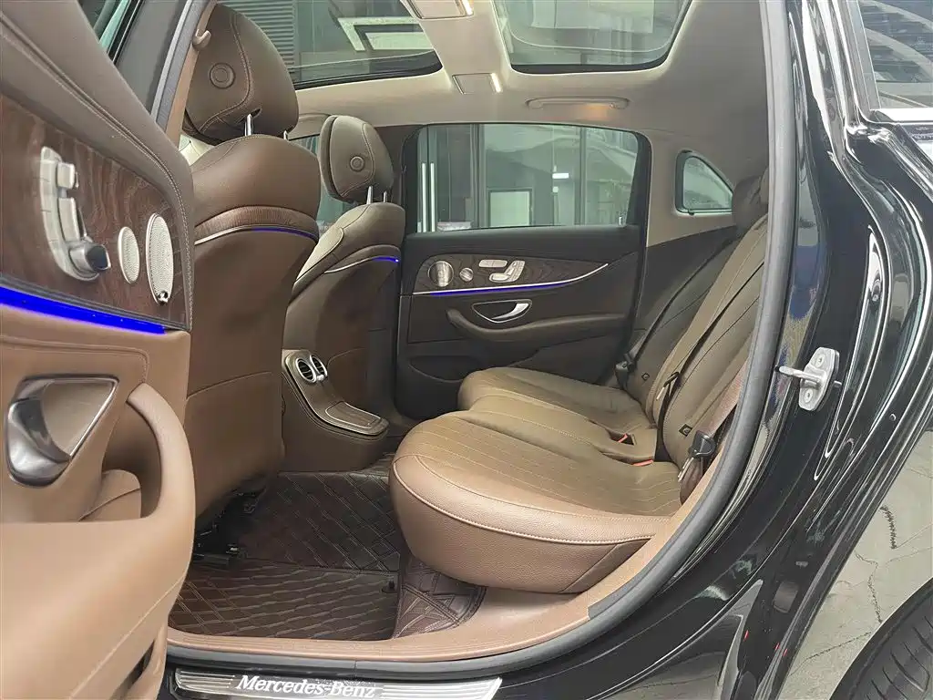Mercedes-Benz E-Class 2022 E 300 L Luxury фото 10