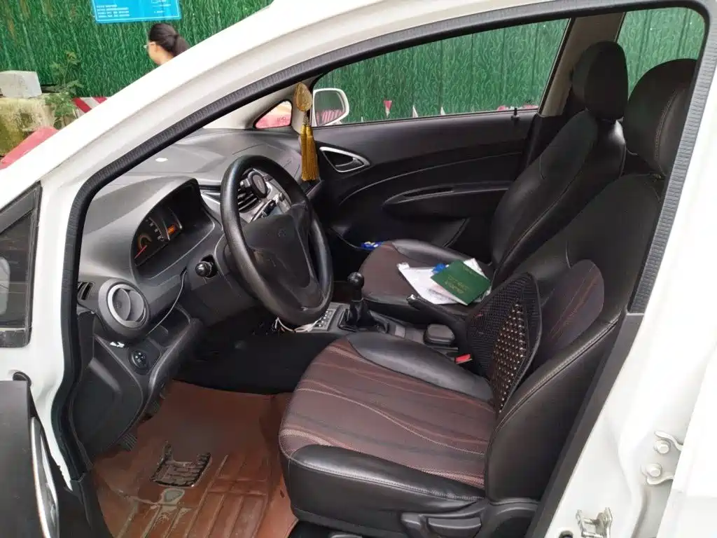 Chevrolet Sail 2014 2013 Sedan 1.4L Manual Happiness Edition II