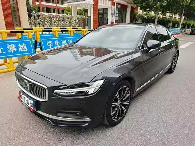 Volvo S90 2021 Model B5 Inscription Luxury Edition
