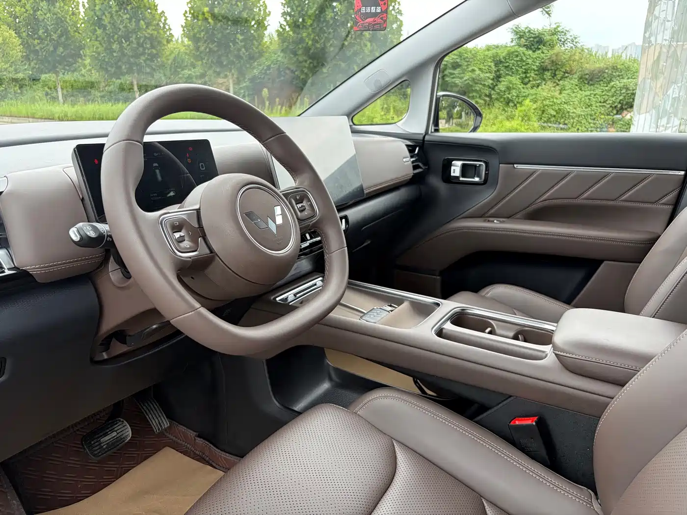 Wuling Motors Xingguang 730 New Energy 2025 2025 Model Plug-in Hybrid Base Version