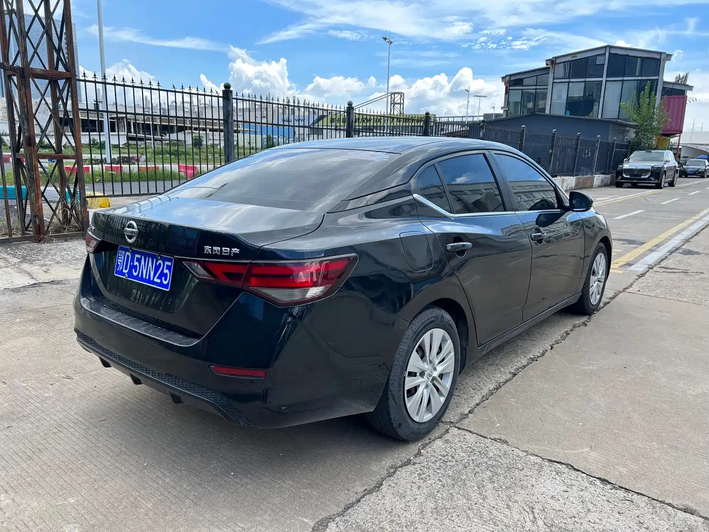 Фото 12 - Nissan Sylphy