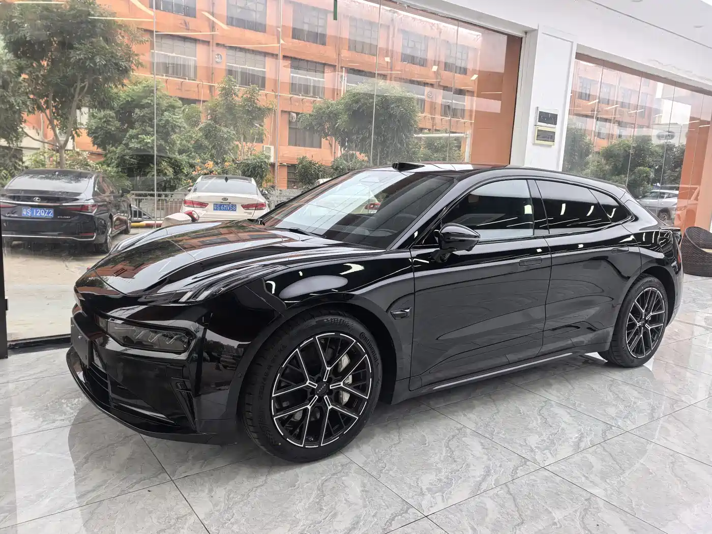 ZEEKR EXTREME KRYPTON 001