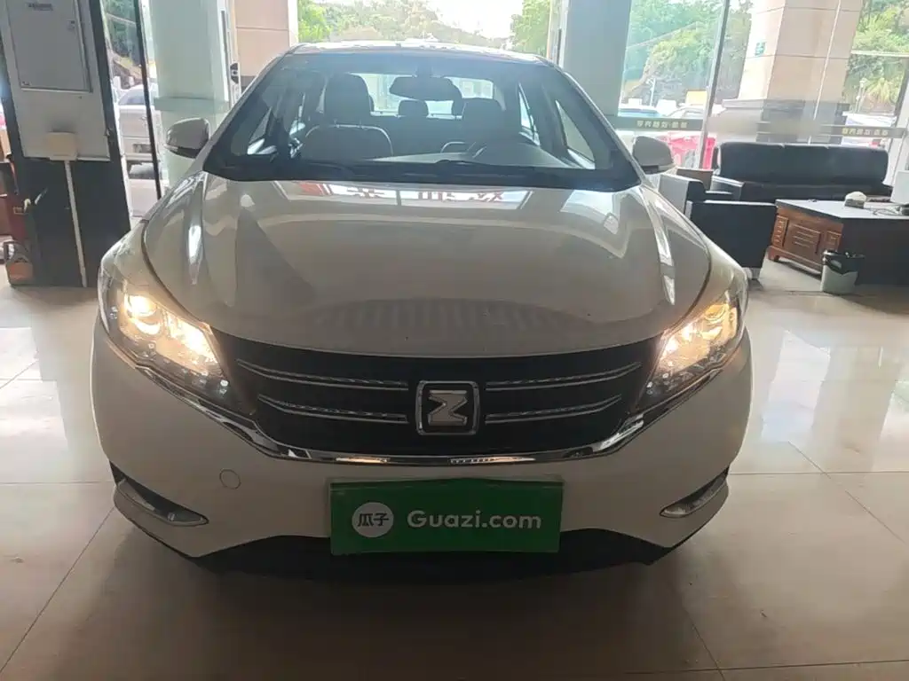 Фото 3 - Zotye Z360