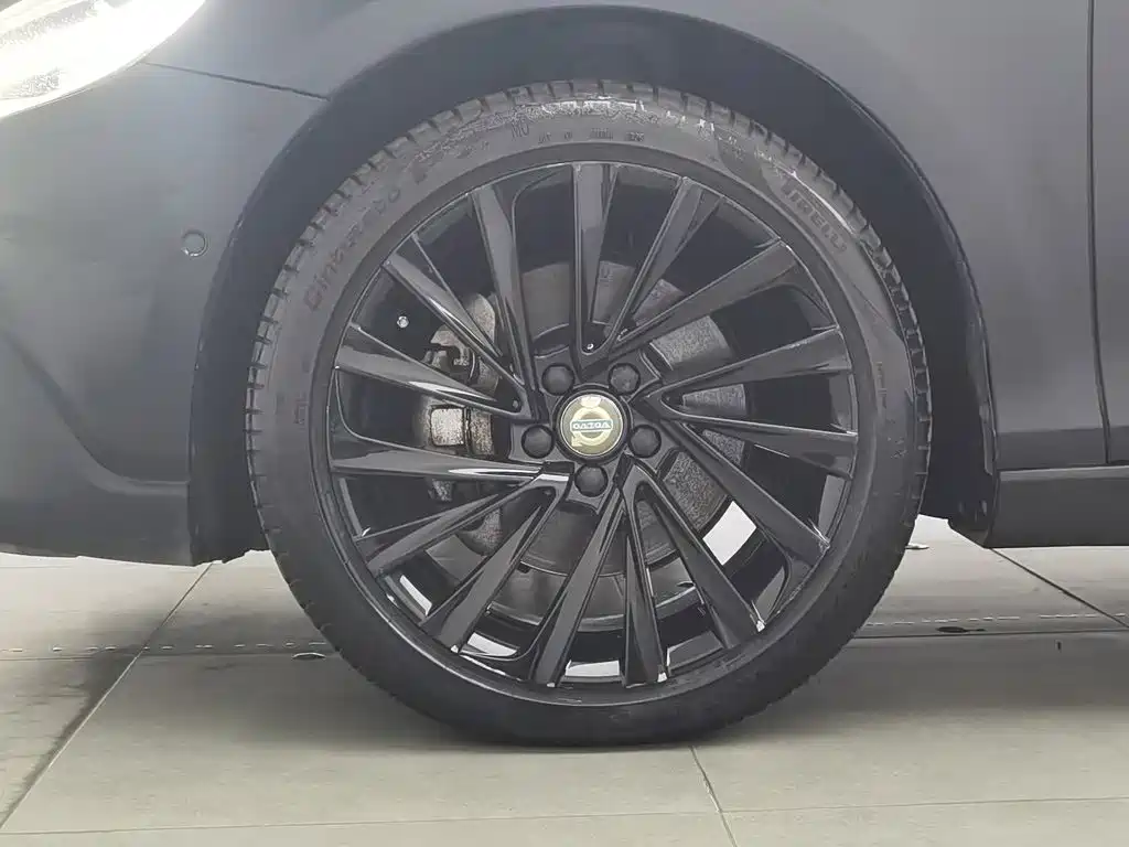 Volvo V40 2017 2017 Cross Country T3 Inscription