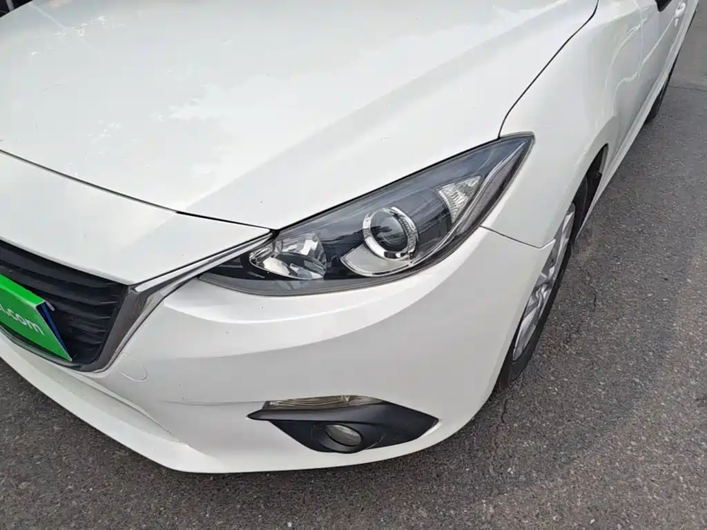 Mazda Mazda3 Axela 2014 2014 Sedan 1.5L Automatic Luxury