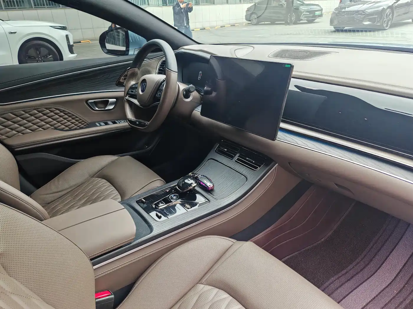 BYD Han 2023 DM-i Champion Edition 121KM Premium фото 24