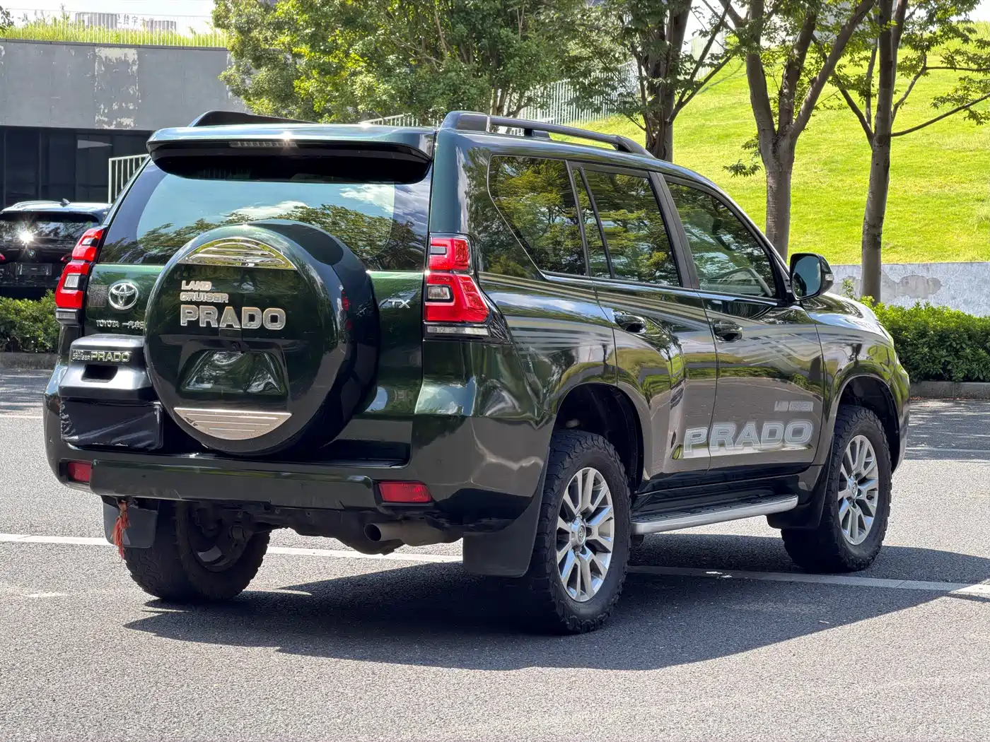 Toyota Prado 2019 2019 3.5L Automatic TX-L Zunxiang Edition with Rear-mounted Spare Tire
