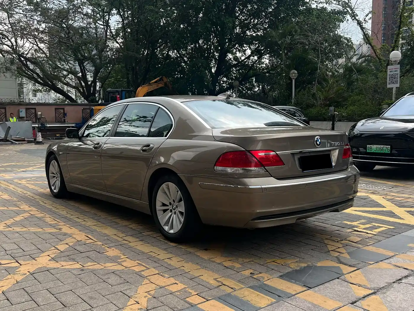 BMW 7 Series 2005 Model 730Li фото 9