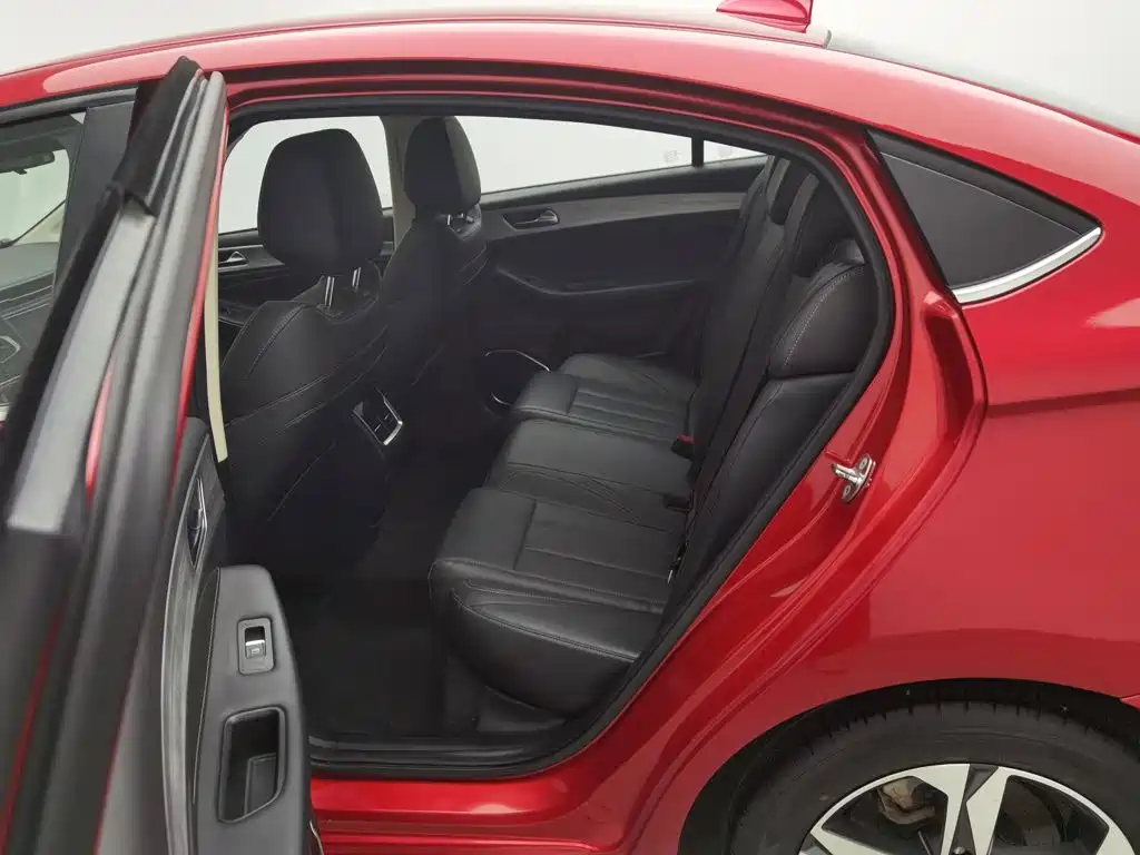 Chery Arrizo 5 PLUS 2021 2021 Little AI 1.5L CVT Enjoy PLUS