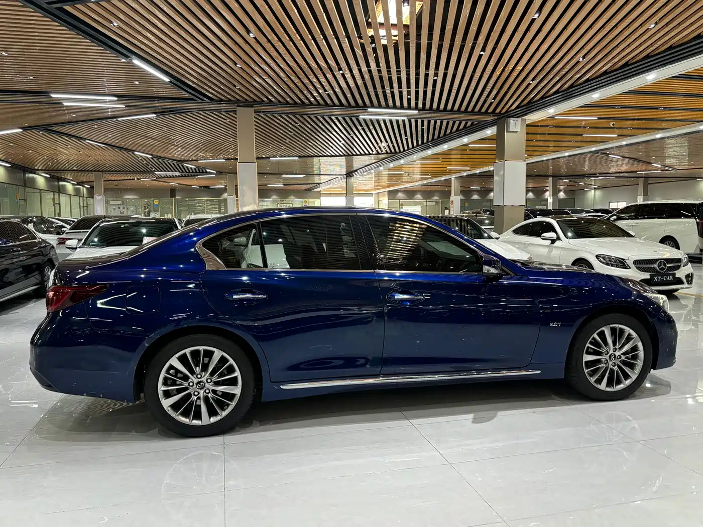 Infiniti Q50L 2019 2018 2.0T Premium Edition (China VI)
