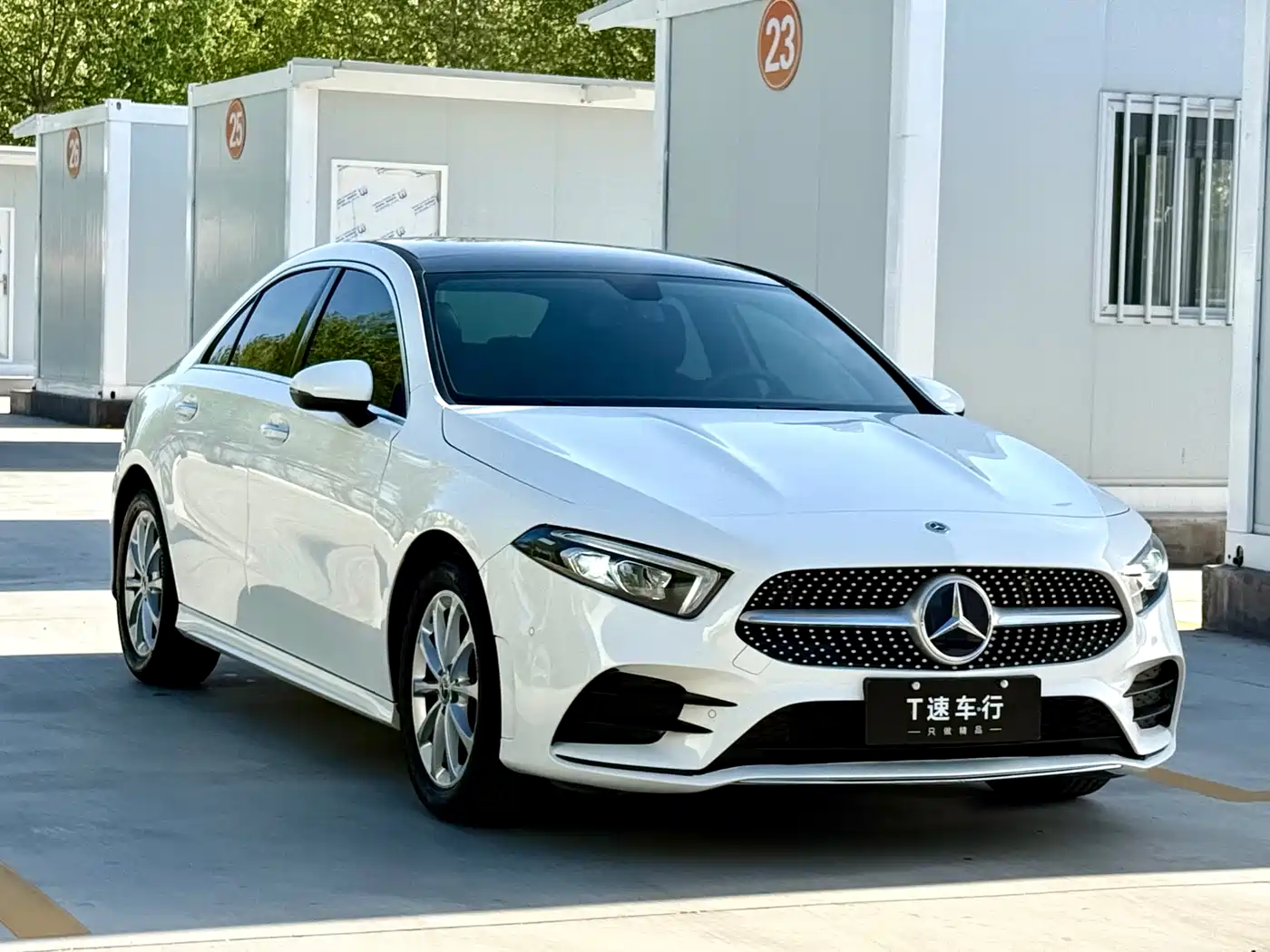 Mercedes-Benz A-Class 2022 A 200 L Sport Sedan Dynamic фото 3