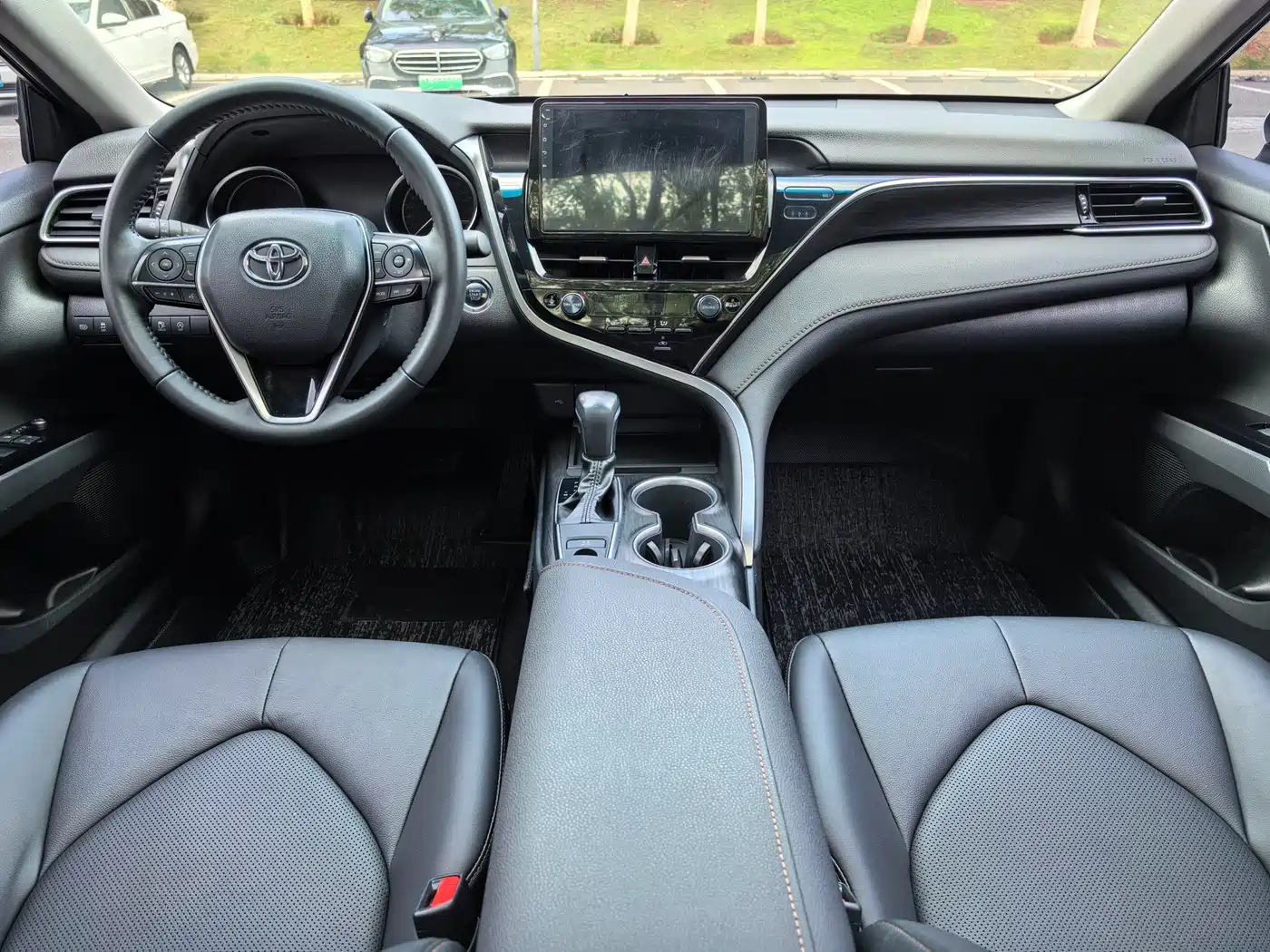 Toyota Camry 2021 2.0G Luxury Edition фото 12