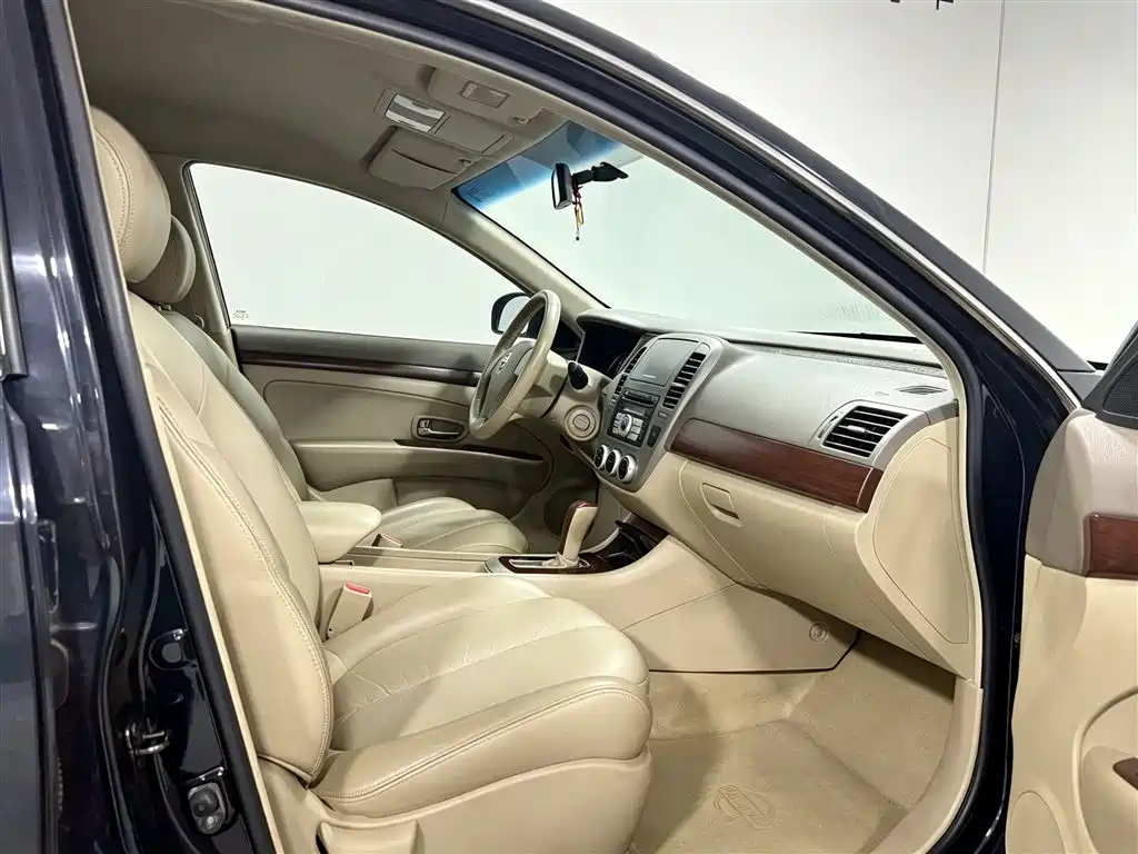 Фото 7 - Nissan Sylphy