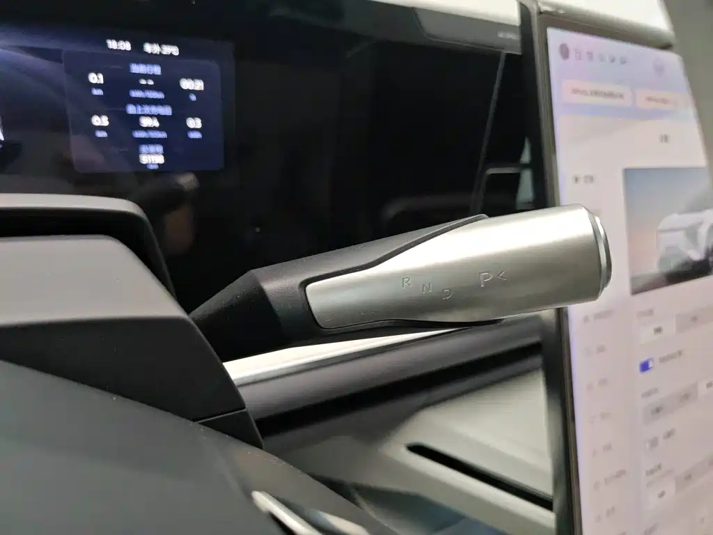HiPhi Y 2023 2023 560km Pioneer Edition
