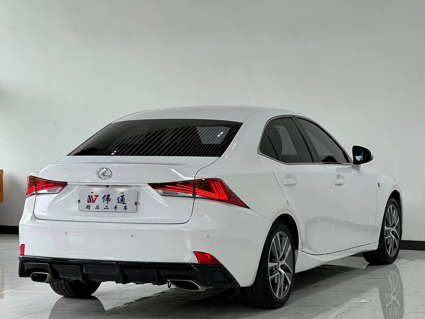 Lexus IS 2017 300 F SPORT фото 26
