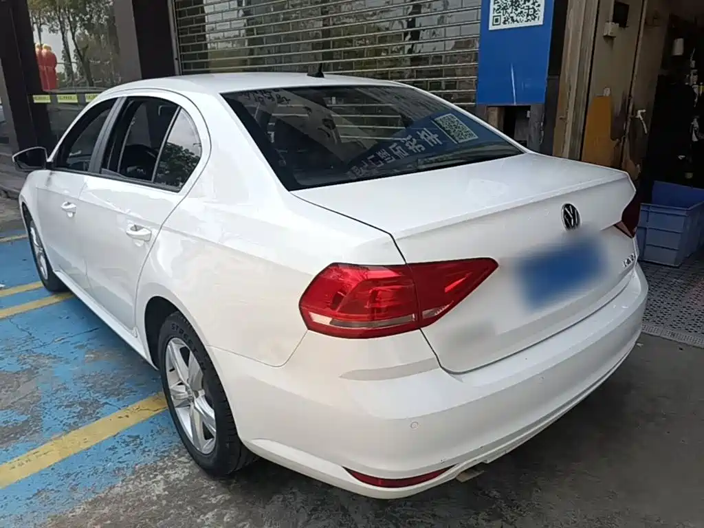 Фото 5 - Volkswagen Lavida