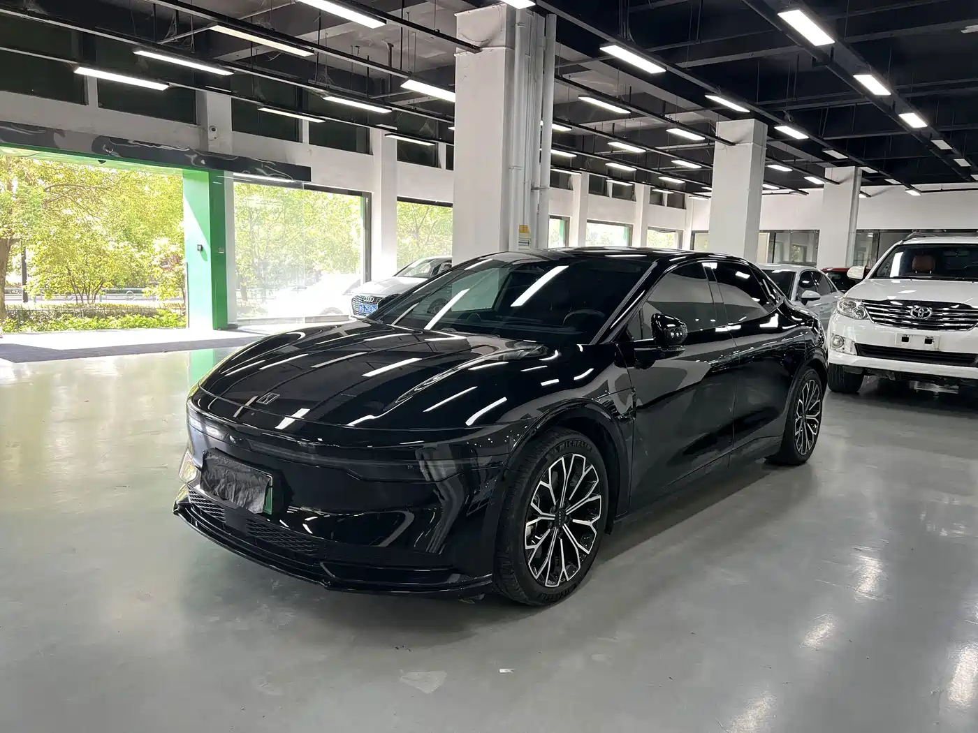 ZEEKR 007 2024 2024 RWD Enhanced 75kWh