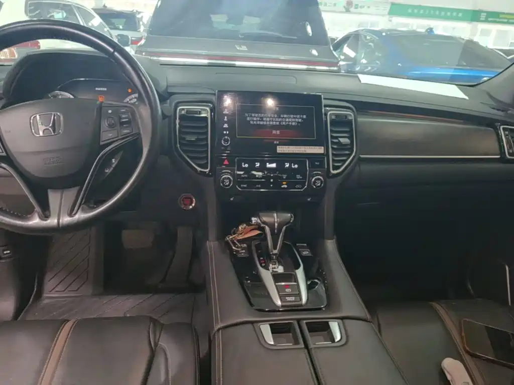 Honda UR-V 2023 2020 240TURBO 2WD Elegance Edition