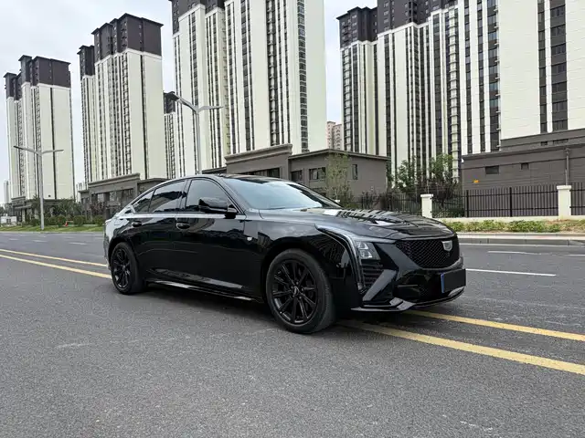  Cadillac Cadillac CT5 2025 Model 28T Track Performance Edition