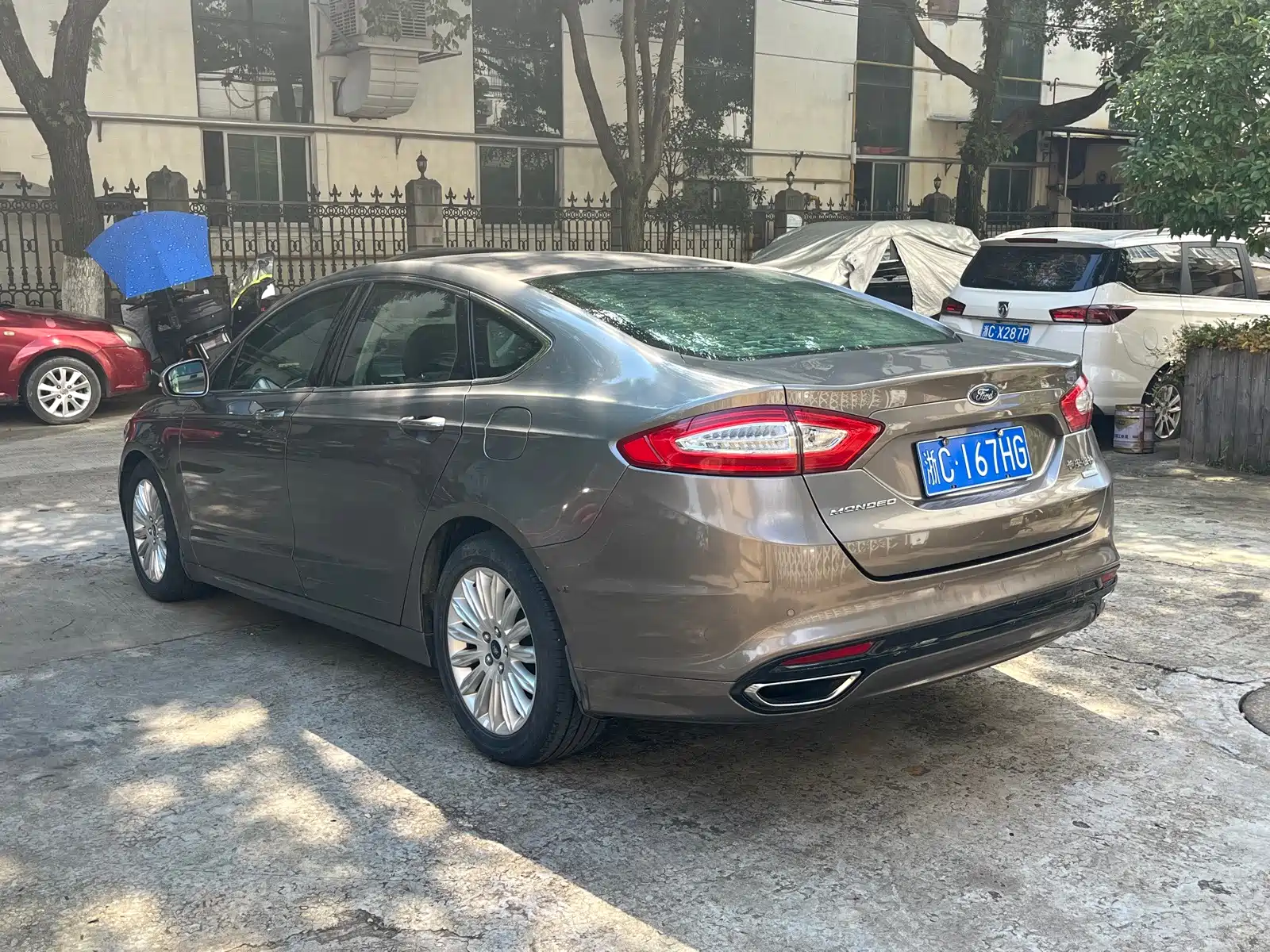 Фото 9 - Ford Mondeo