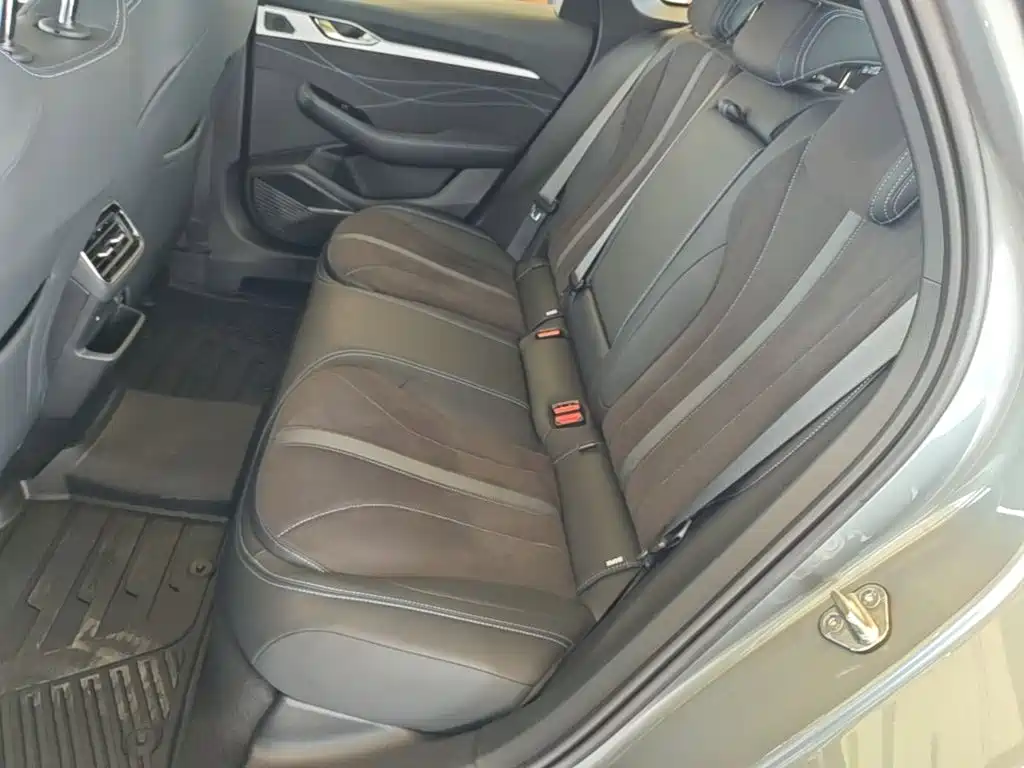 Geely Preface 2025 2026 Orient Yao 2.0TD Moonview Edition