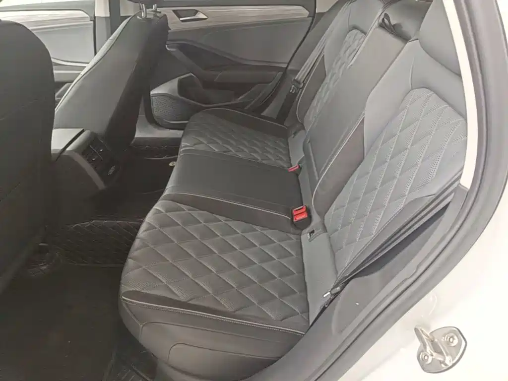 Volkswagen Sagitar, миниатюра 17
