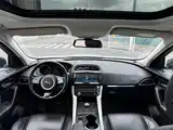 Фото 5 - Jaguar F-PACE