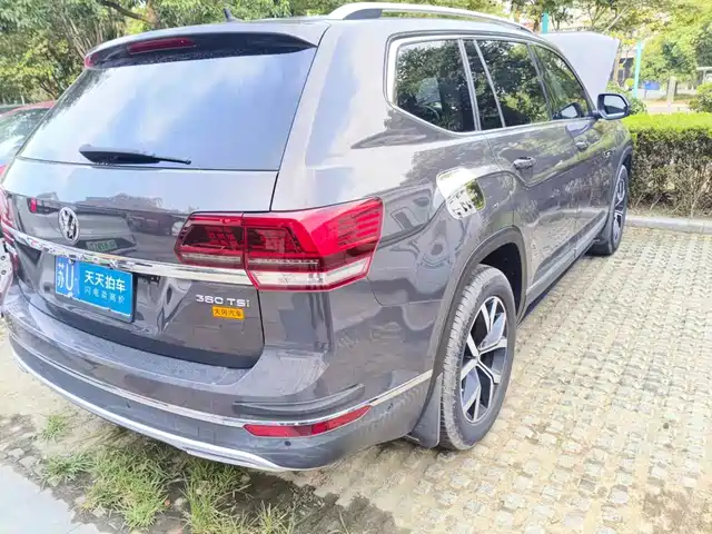 Volkswagen Teramont 2017 380TSI 4WD Luxury Edition — фото 2