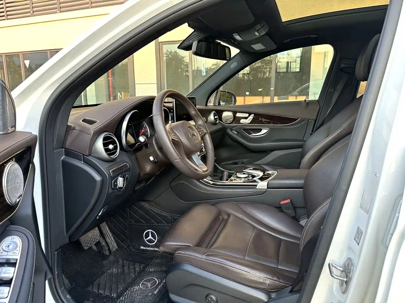 Mercedes-Benz GLC 2016 GLC 260 4MATIC Dynamic фото 8