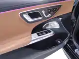 Фото 24 - Mercedes-Benz E-Class