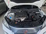Фото 20 - Roewe 360