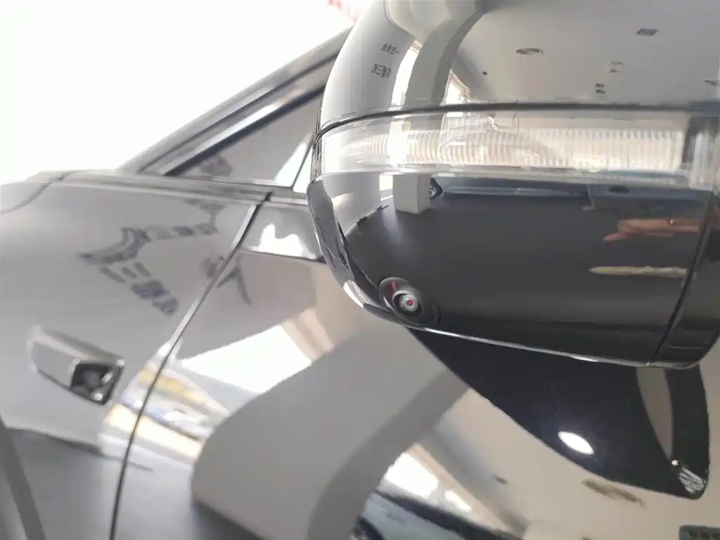 Li Auto i6 2026 2025 2WD Base Model