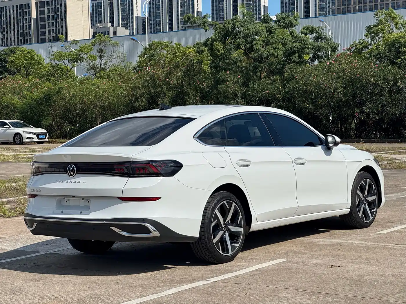 Volkswagen Lamando, миниатюра 11