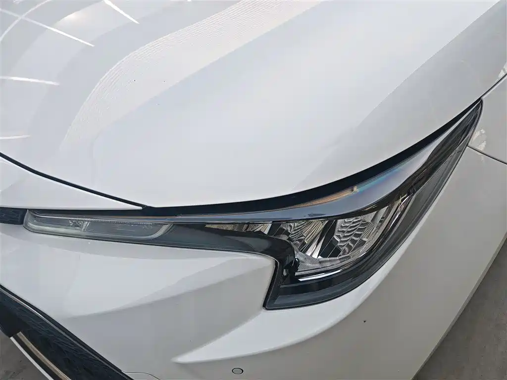 Toyota Levin 2021 TNGA 1.5L CVT Leading Edition фото 3