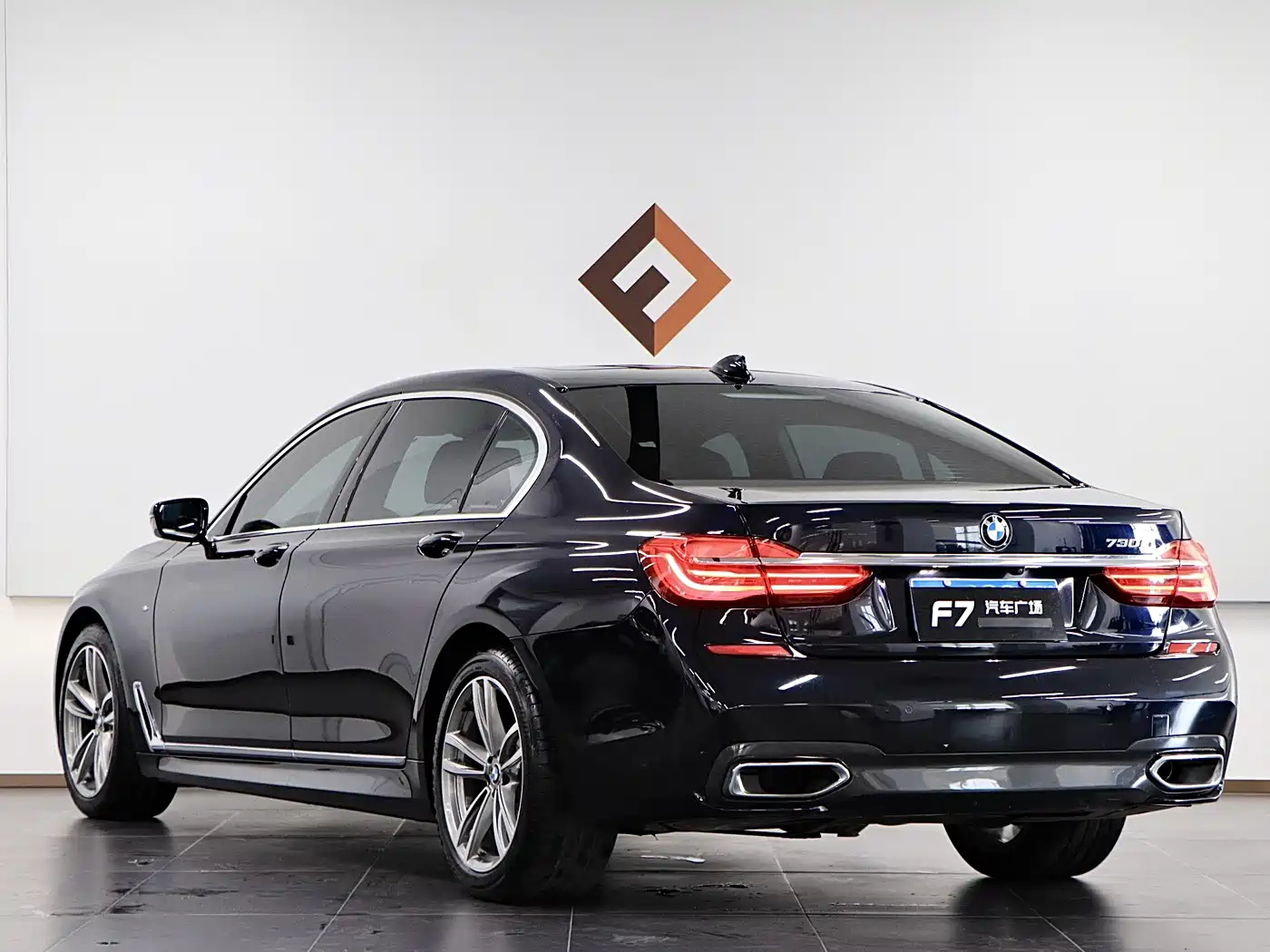 BMW 7 Series 2018 730Li Leading Type M Sport Package фото 4