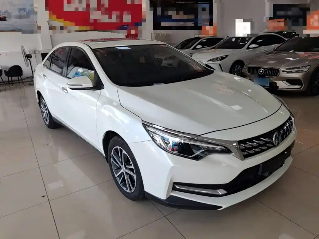 Venucia D60 2021 2020 1.6L XL CVT Delight Edition