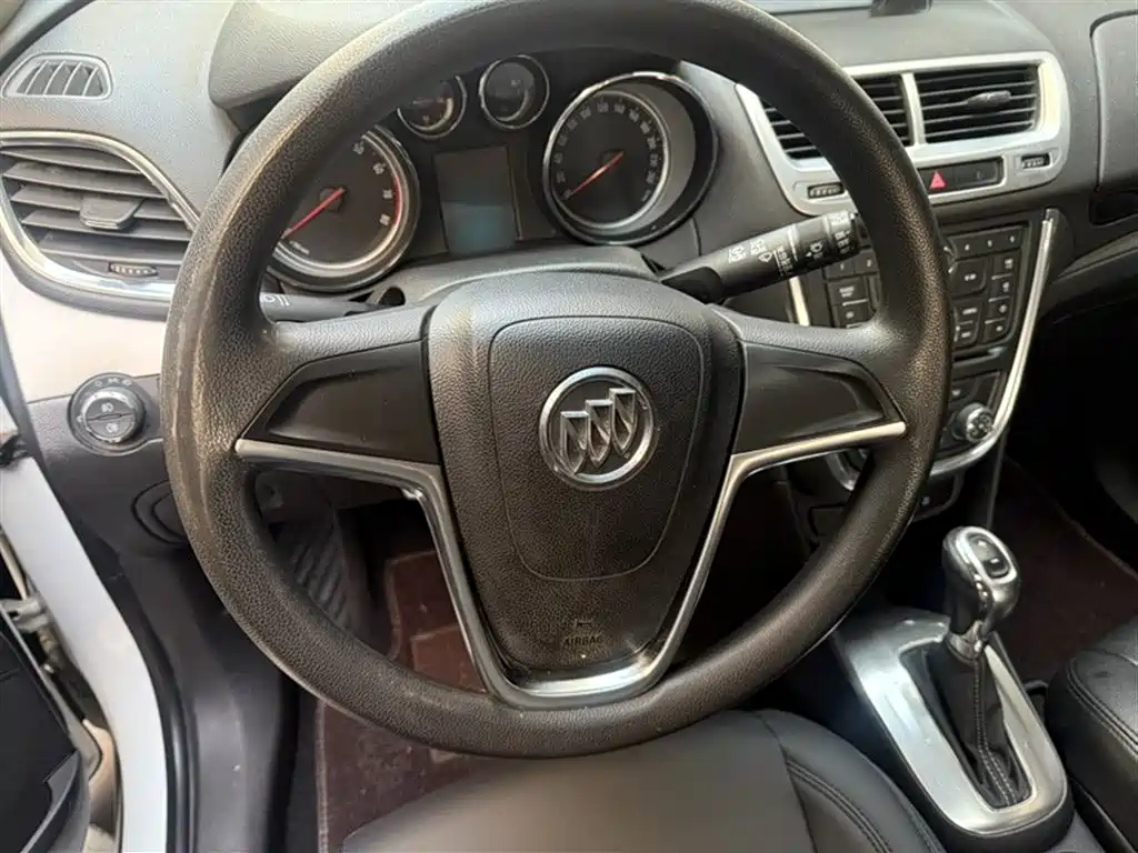 Buick Encore 2015 1.4T Automatic 2WD Urban Elite фото 3