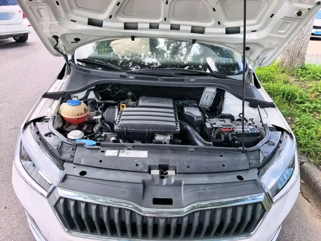 صورة 20 - Škoda Skoda Rapid Spaceback
