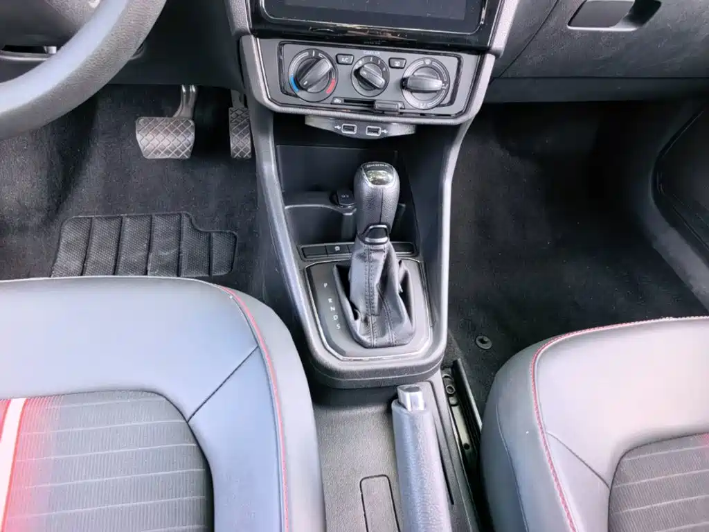 صورة 14 - Škoda Skoda Rapid Spaceback