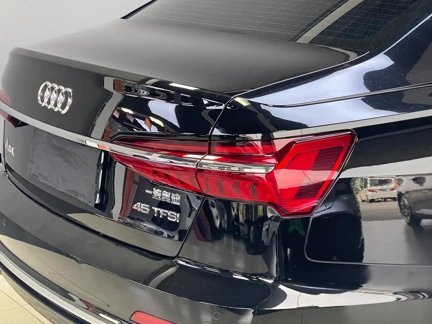 Audi A6L 2023 45 TFSI Premium Selection Dynamic фото 5
