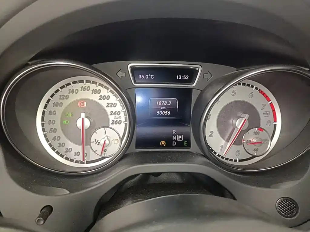 Mercedes-Benz GLA 2015 2015 GLA 200 Fashion