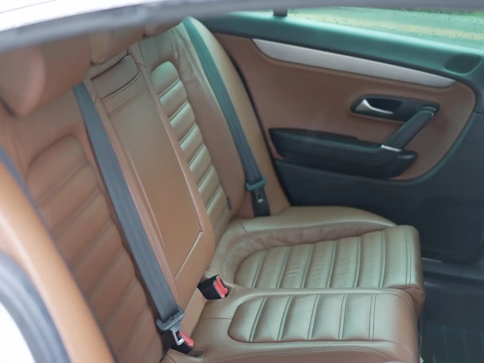 Photo 10 - Volkswagen CC