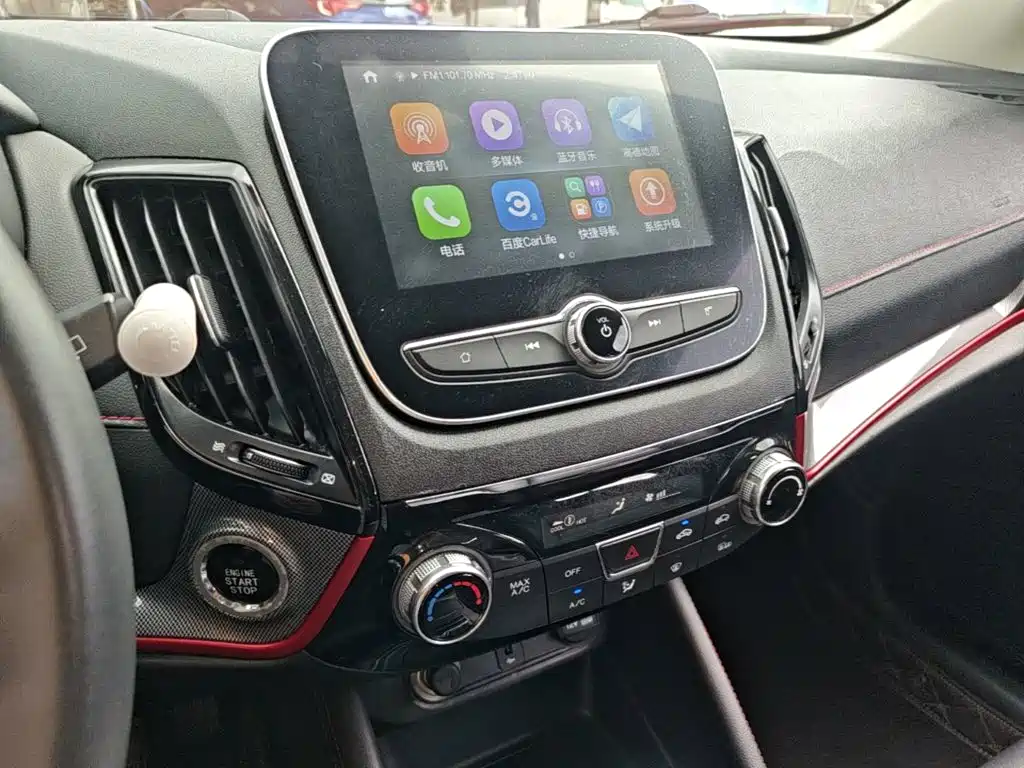 Фото 13 - Changan CS55
